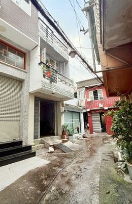 Cần bán nhà giá rẻ