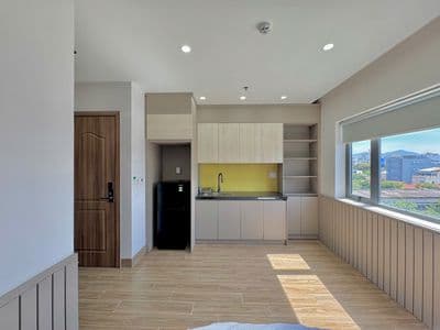 Studio đầy đủ nội thất ở trung tâm thành phố - hòa cường