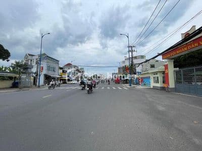 Nhà mặt tiền Đại Lộ 3, 11 tỷ, sẵn dòng tiền cho thuê, sát Global City