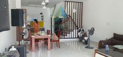 Cần cho thuê nhà 3 tầng đường Lê Hữu Trác, Sơn Trà full nội thất