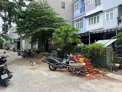Bán gấp lô đất QL1 An Phú Đông giá cực rẻ