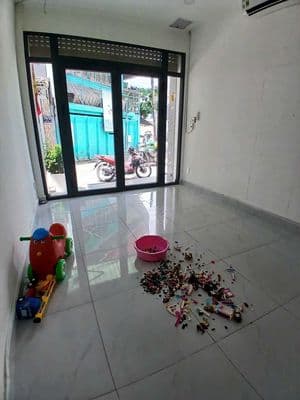 Cho thuê mặt bằng đường khánh hội, quận 4