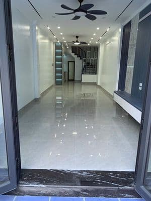 Bán nhà riêng 55m², 5 tầng tại Đường Thanh Am, Phường Việt Hưng, Quận