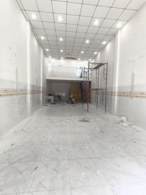 Mặt Bằng Kinh Doanh : Lã Xuân Oai - Quận 9