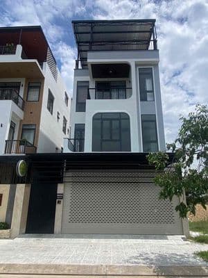 Cho thuê nhà có thang máy KDT Mỹ Gia, Nam Nha Trang • Diện tích sàn