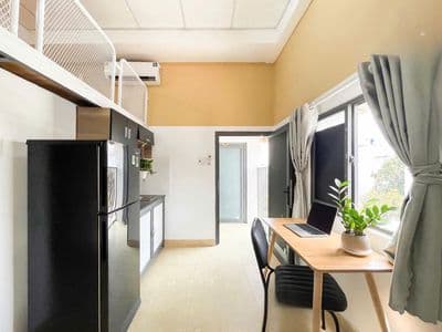 Duplex quang trung - thống nhất đối diện chợ hạnh thông tây, thang máy