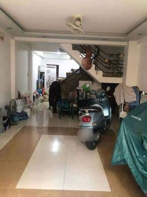 Hẻm thông 3tầng 4pn-3wc ngay đh công thương - aeon - sân bay - etown
