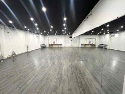 Cho thuê tầng 2 rộng mặt tiền phan đăng lưu – hải châu