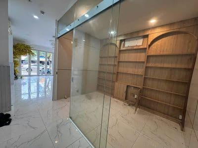 Cho thuê nhà mặt tiền hùng vương gần vòng xoay vincom cần thơ giá 20