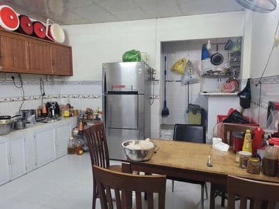 Nhà đẹp phước long b - 4 pn - có pn tầng trệt - hẻm xe hơi thông