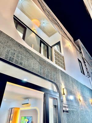 Nhà Ngang khủng 7m2, HXH Thích Quảng Đức, 2 tầng 3PN/2WC (CÓ TRỆT)