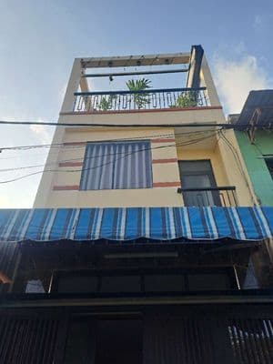 nhà cho thuê ngyên căn p11q8