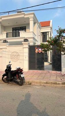 Cho thuê biệt thự KDC Phú Xuân nhà bè giá 18tr Ưu tiên lâu dài