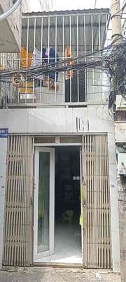bán dùm bà cô căn nhà nhỏ trong hẻm tphcm