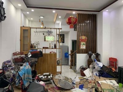 Cho thuê nhà nguyên căn 3 phòng ngủ khu trung tâm giá 12.5 triệu/tháng