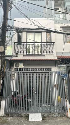Nhà Nguyên Căn 2PN 2WC 2 máy lạnh , nhà mới Phú Nhuận