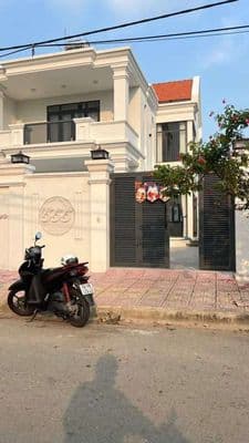 Cho Thuê Nhà Phố Sân Vườn , Hùynh Tấn Phát , Nhà Bè.