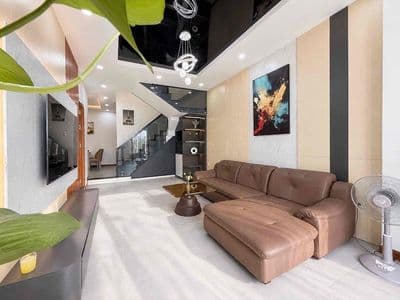 Cho thuê nhà đẹp 4 phòng ngủ – hòa cường, hải châu, đà nẵng