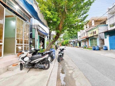 Cho thuê Nguyên căn 1 Trệt 1 Lầu giá siêu rẻ - ngay Xóm Vắng Xóm Nghèo