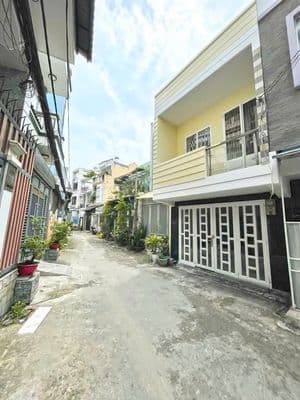 Nhà 2 tầng – xe hơi đến nhà – gần đường số 10 – hẻm 5m – 4,65 tỷ