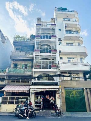 Cho thuê nhà mặt tiền tuệ tĩnh quận 11 -(4m3 x 14m) 5tầng 8pn sát 3/2