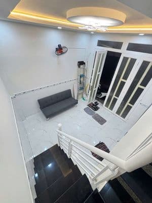 Nhà đẹp Tân Hoà Đông Bình Tân_3 TẦNG_20m2_ngang 4m_SHR Vuông vức