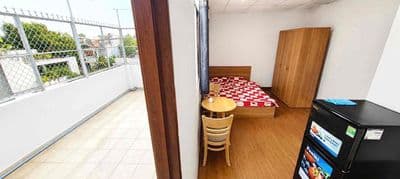 Studio cửa sổ trời - Ngay bênd xe Quận 8 - tiện đi UEH cs N