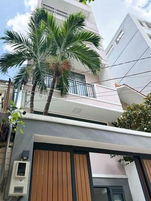 trống sẵn mặt bằng kinh doanh ngay trục đường Út Tịch - Tân Bình