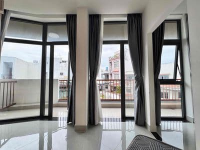 Căn hộ 1 phòng ngủ - ban công lớn