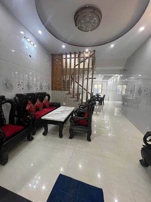 Cho thuê nhà 4 tầng kiệt Nguyễn Phan Vinh, sát biển Thọ Quang, Sơn Trà