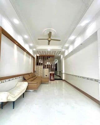 Cho thuê nhà 1 trệt 2 lầu gần trung tân Y tế dĩ an