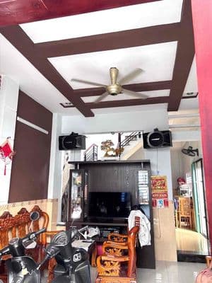 HXH trường thọ, thủ đức, DT 60m2 3Tầng BTCT, 5PN, Căn góc 3 mặt tiền