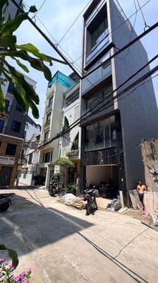 Bán nhà 7 tầng công viên Ngọc Thụy, ô tô tránh, thang máy