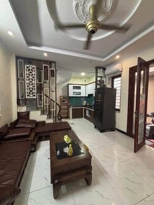 Nhà Bát Khối 32m2 5 Tầng Full Nội Thất - 5.8 Tỷ
