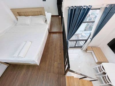 Ngã tư phú nhuận-căn hộ cao cấp-full -cửa sổ trời-30m2-nhà thang máy