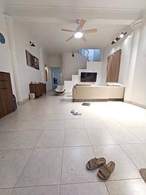 Cho thuê nhà 86m² Tứ Liên, Tây Hồ - 3PN, sân vườn