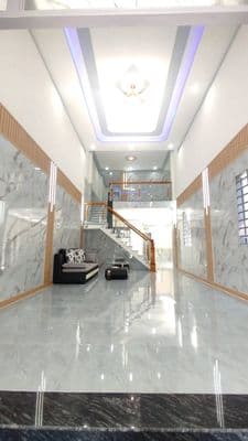 Bán nhà Gác Lững Tân Phước Khánh, Bình Dương - Sân xe hơi 7 chỗ