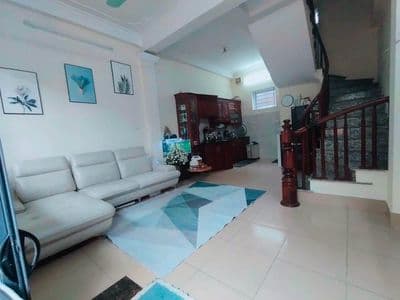 Nhà bán Tu Hoàng - Xuân Phương hơn 5 tỷ full nội thất