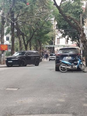 Bán nhà mặt ngõ ô tô tránh Cầu Giấy, 162m2, 7.6m mặt tiền, 38 tỷ