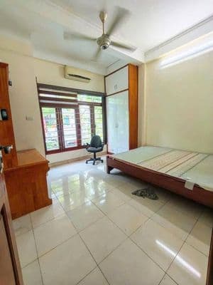 Cho thuê nhà 70m² 4 tầng, 4 ngủ, full nội thất, Đông Thiên, Vĩnh Hưng