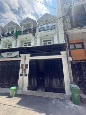 Bán nhà 72m² 3 tầng 4PN gần BV Hạnh Phúc, QL13