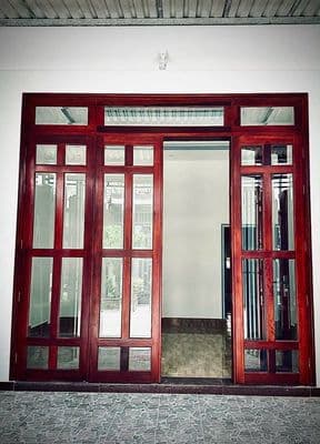 Nhà hẻm Hoàng Quốc Việt 5tr/tháng