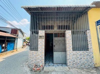Bán nhà góc 2 mặt tiền Ngô Gia Tự, Dĩ An, 65m2, 3 tỷ