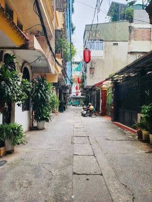 Nhà 60m2 4 tầng, 6PN, chợ Mơ, Minh Khai, ô tô đỗ