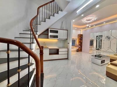 Nhà đẹp 30m² 5 tầng Lò Đúc, Hai Bà Trưng, 8 tỷ