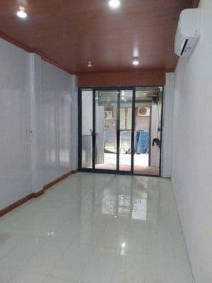 Cho thuê nhà mặt ngõ 30m2 x 2 tầng Bùi Xương Trạch, Thanh Xuân