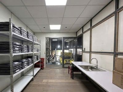 Cho thuê kho Phạm Hữu Lầu – 300m² sử dụng – 18 triệu/tháng