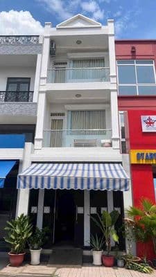Nhà mtkd 4pn 3wc 4x15 mt đường 22 phước long