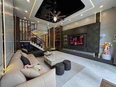 Cho thuê nhà MT Quách Thị Trang Hoà Xuân 3pn giá 35tr
