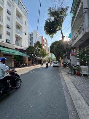 Cho thuê nhà 5pn đường số quận 7 giá 22tr/tháng